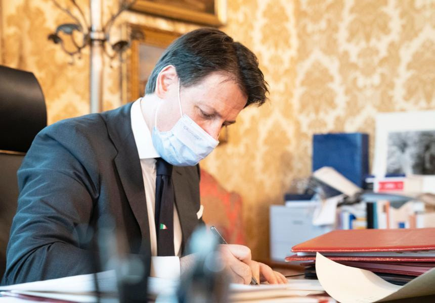 Immagine: Il_Presidente_del_Consiglio_dei_Ministri_Giuseppe_Conte_1433