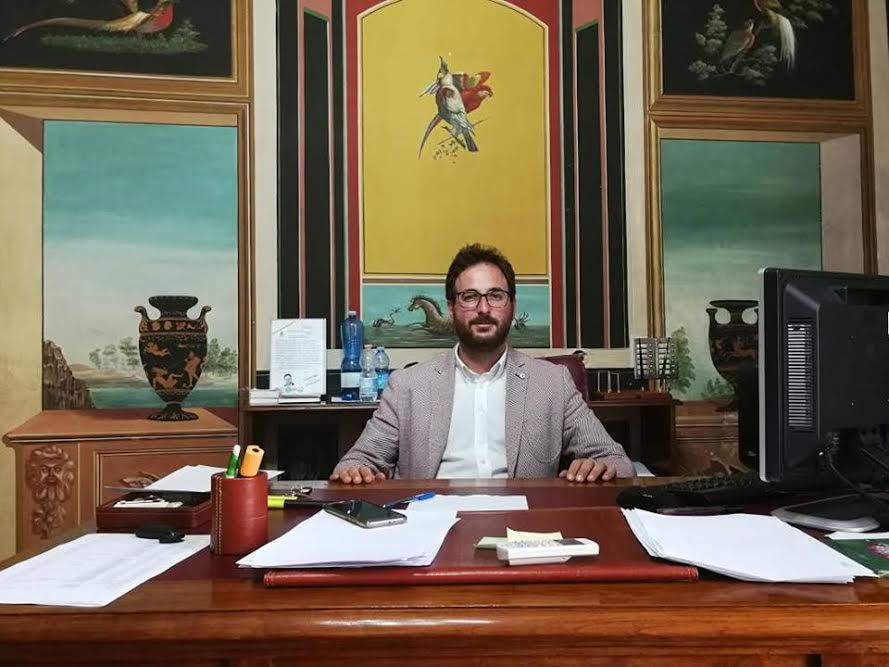 Immagine: Il_sindaco_del_Comune_di_Casamassima_Giuseppe_Nitti429