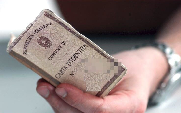 Immagine: Carte_didentita336