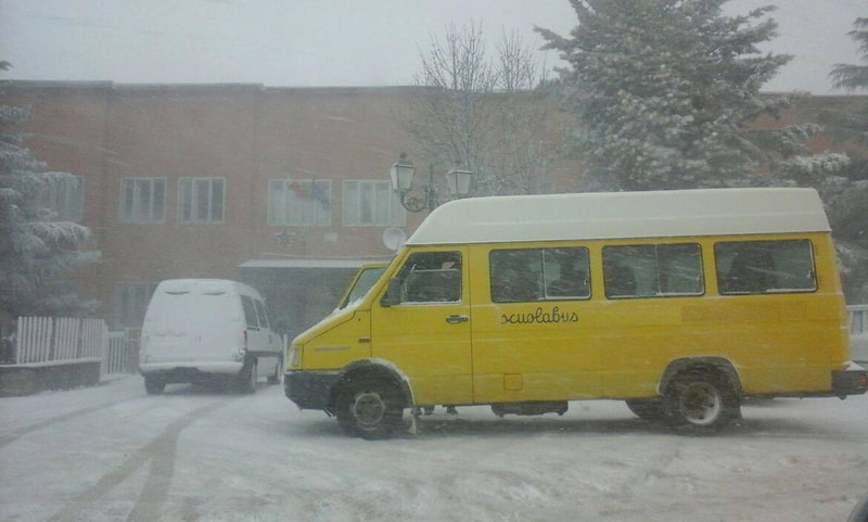 Immagine: scuolabus-neve1009