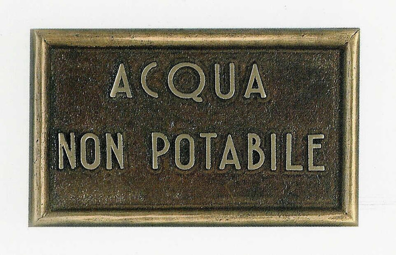 Immagine: targa_acqua_non_potabile1087